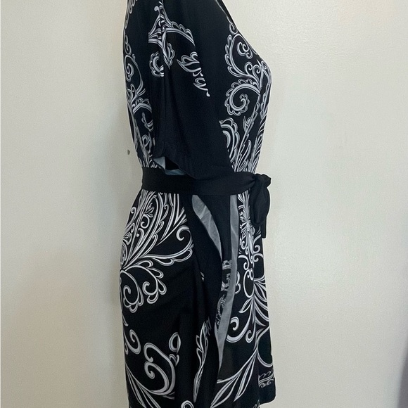 Cristina Love Black & White Off-Shoulder Mini Dress - Picture 4 of 8